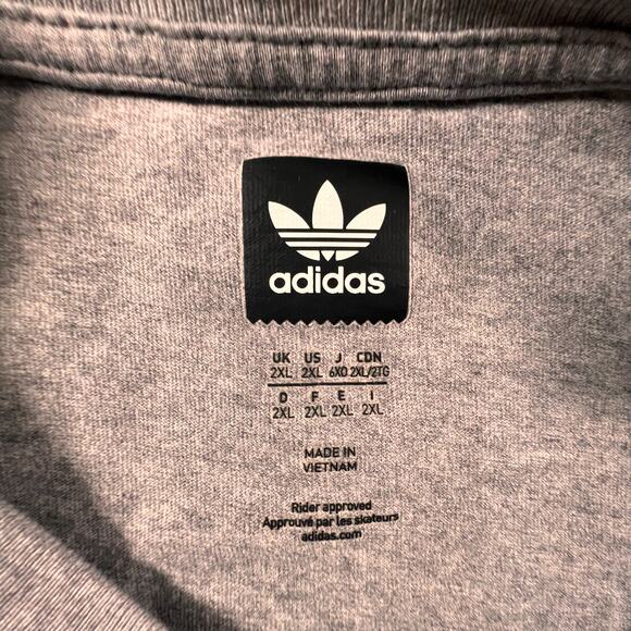 Adidas Mens T-Shirt Trefoil Graphic Logo Active Skate Short Sleeve Tee Gray 2XL - Picture 3 of 8